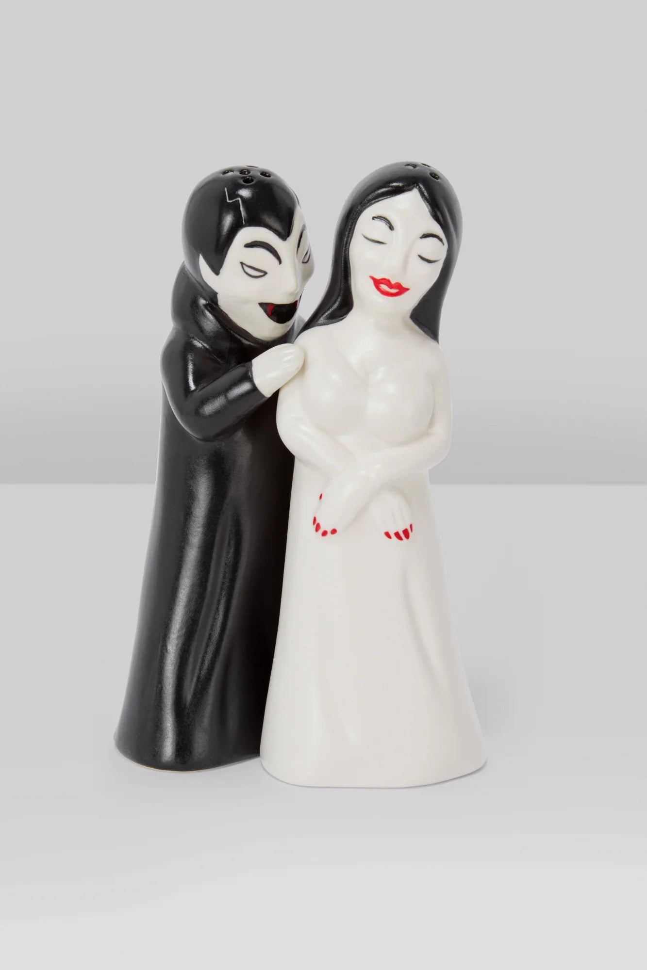 Vampyre Salt and Pepper Shaker Set - Killstar