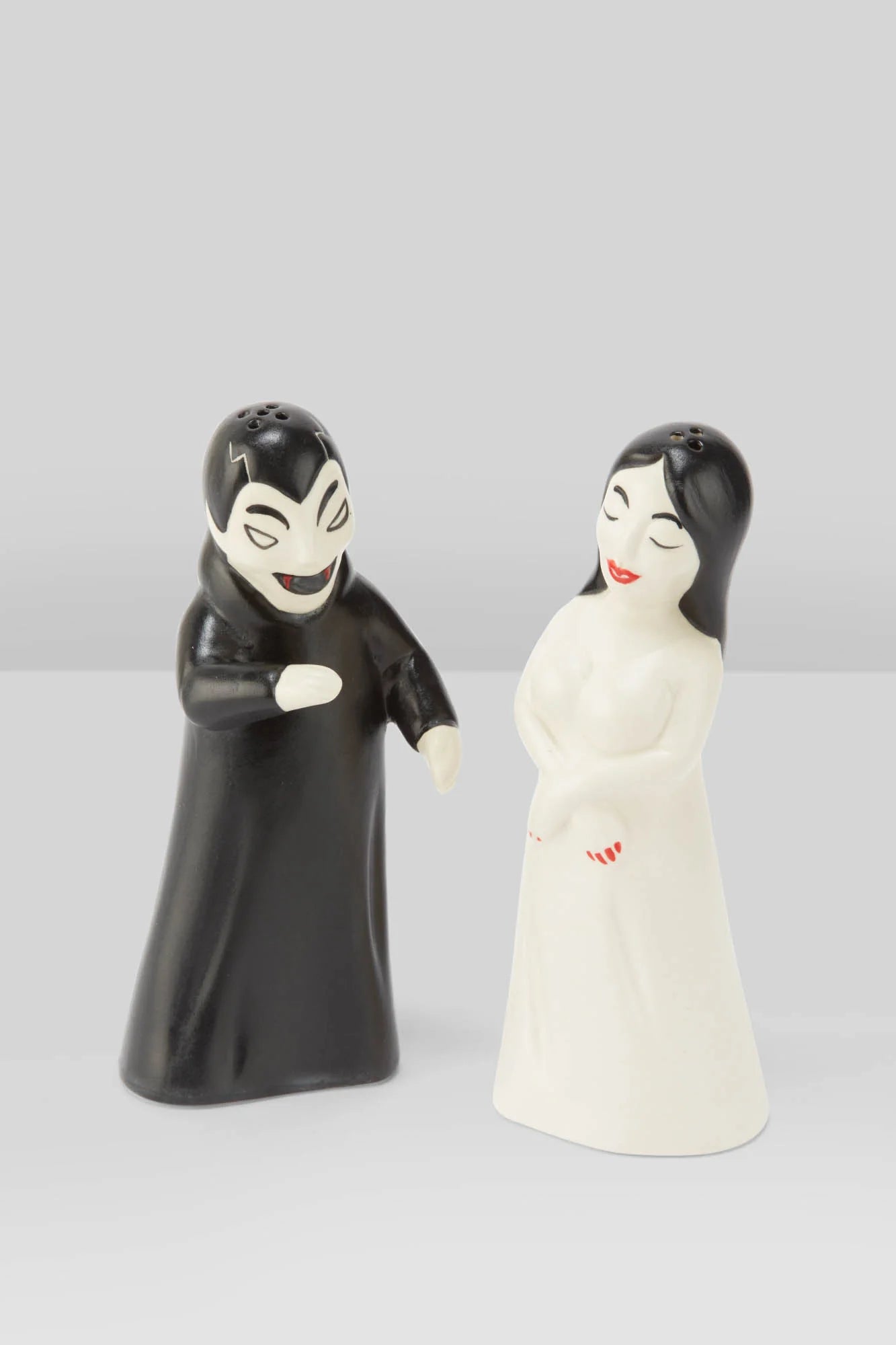 Vampyre Salt and Pepper Shaker Set - Killstar