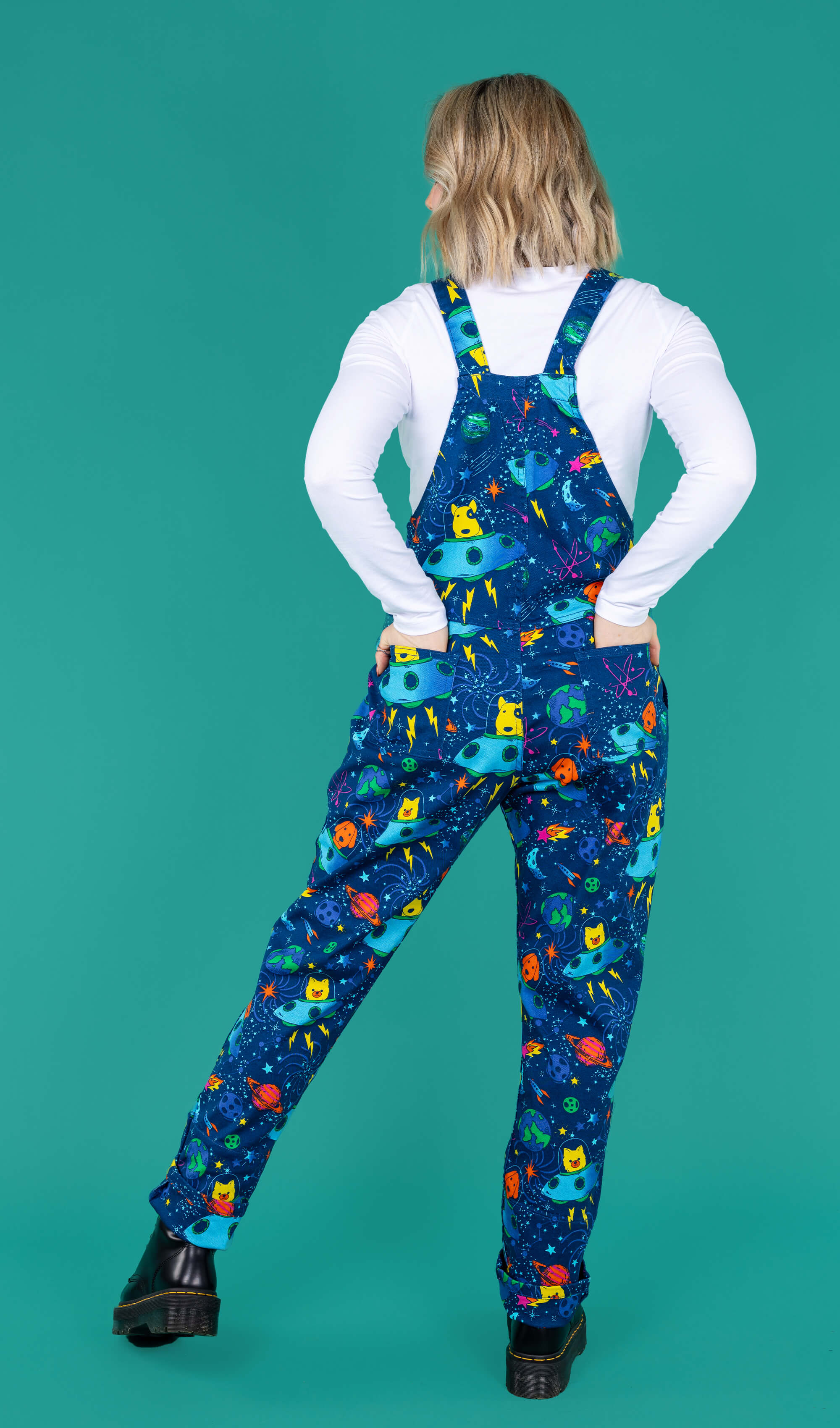Dogs in Space Dungarees - Run & Fly