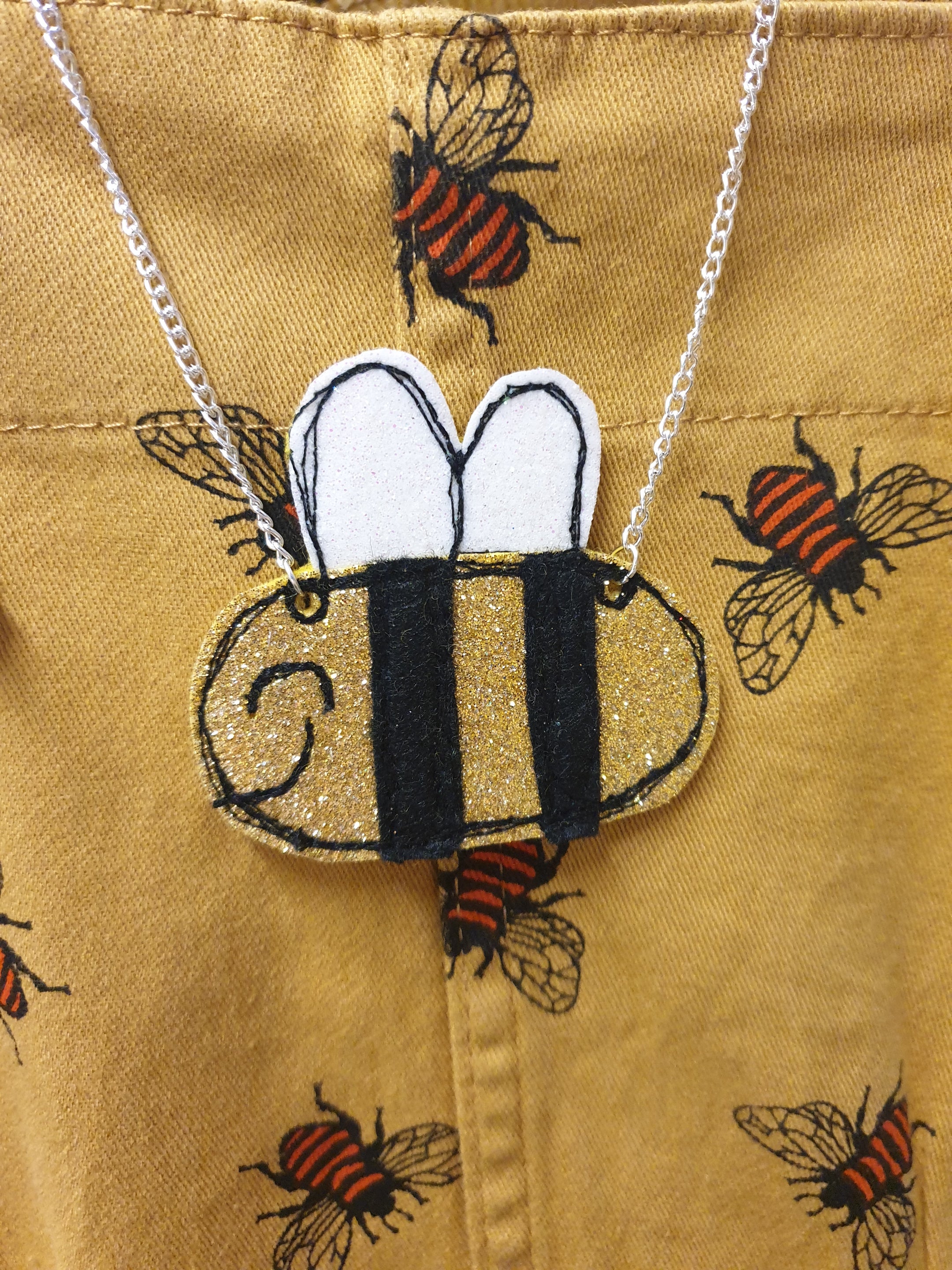 Bee Glitter Necklace - Bumblebee Design Treasures