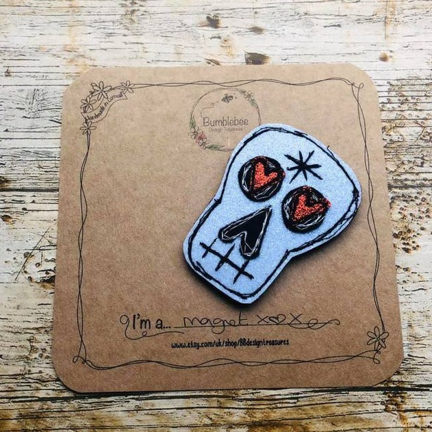 Skull Glitter Brooch / Badge - Bumblebee Design Treasures