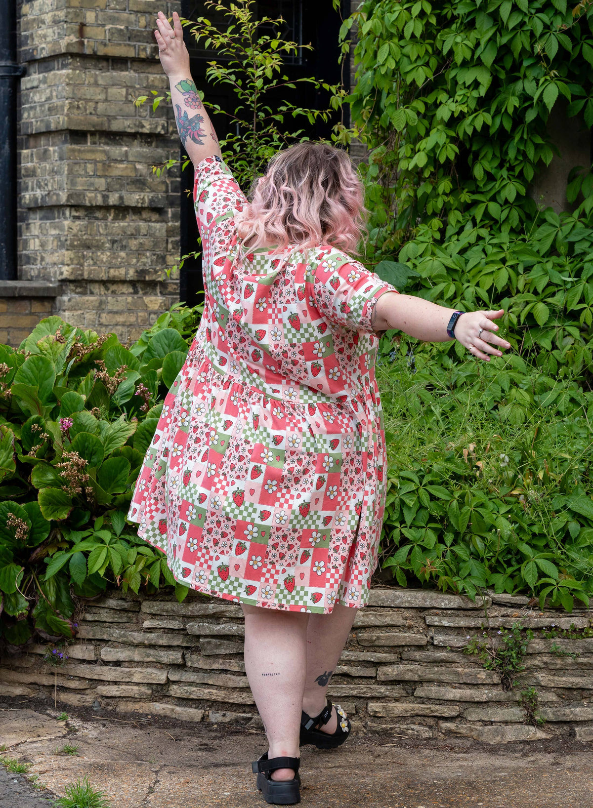 Strawberry Picnic Stretch Smock Dress - Rebel Romance