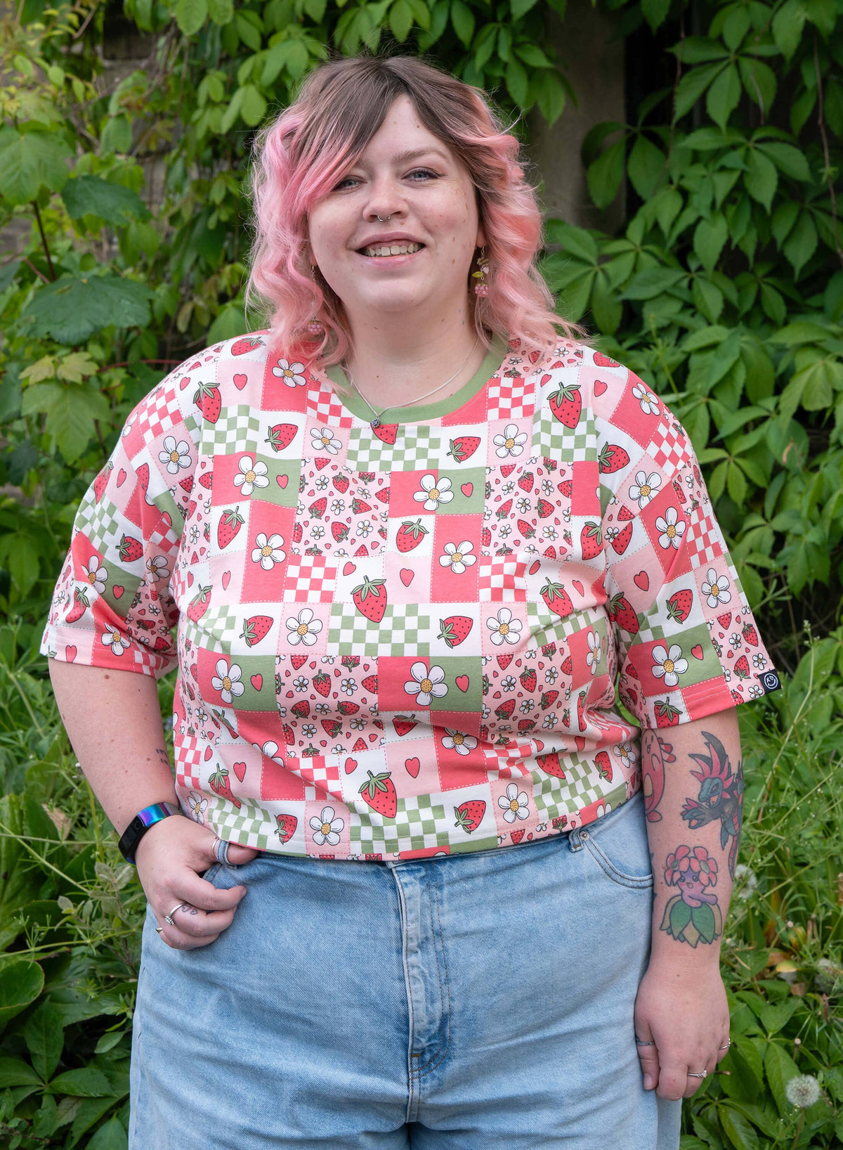 Strawberry Picnic Cropped Boxy Tee - Rebel Romance