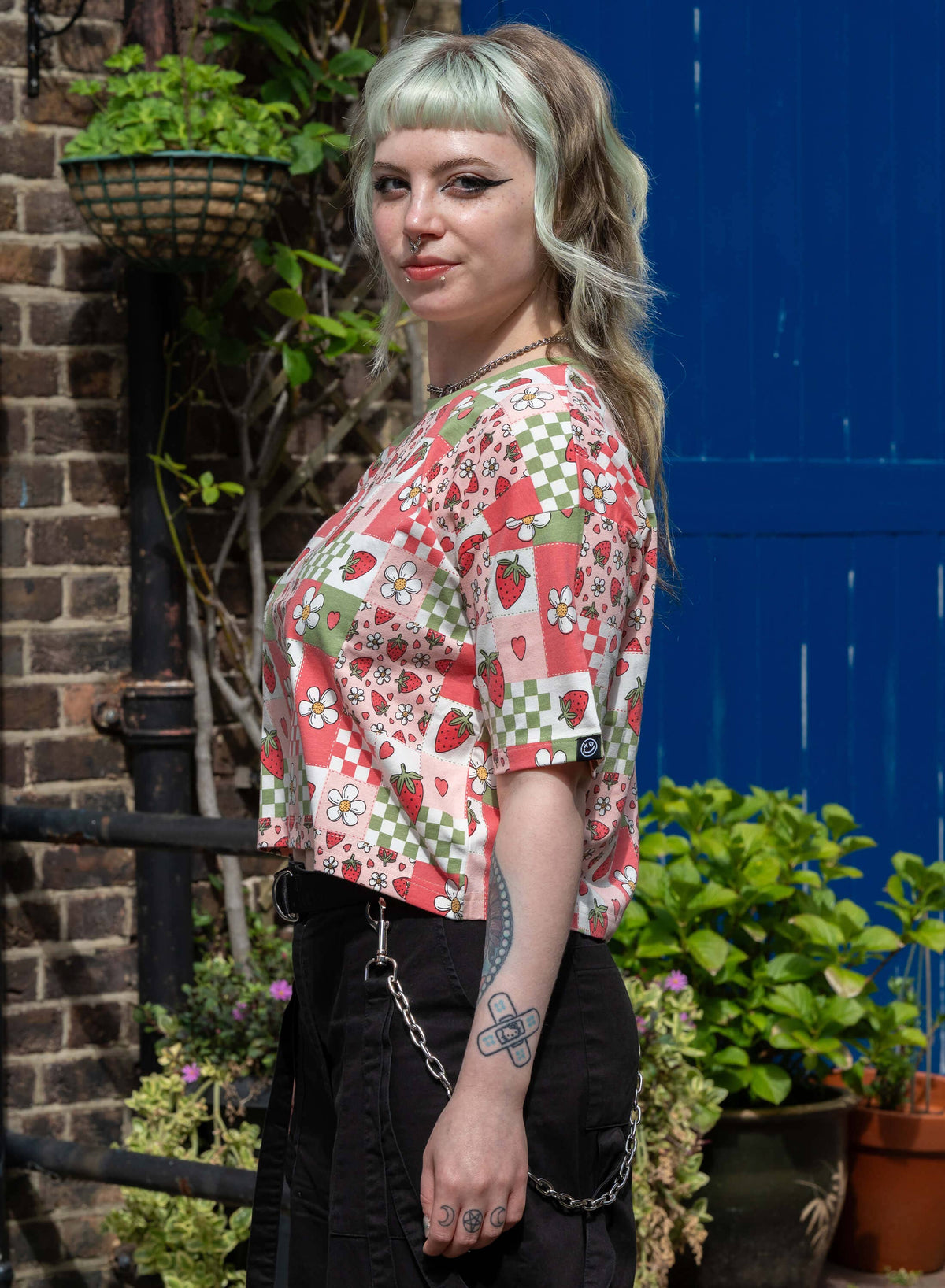 Strawberry Picnic Cropped Boxy Tee - Rebel Romance