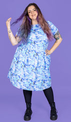 Winter Friends Stretch Belted Tea Dress with Pockets - Run & Fly