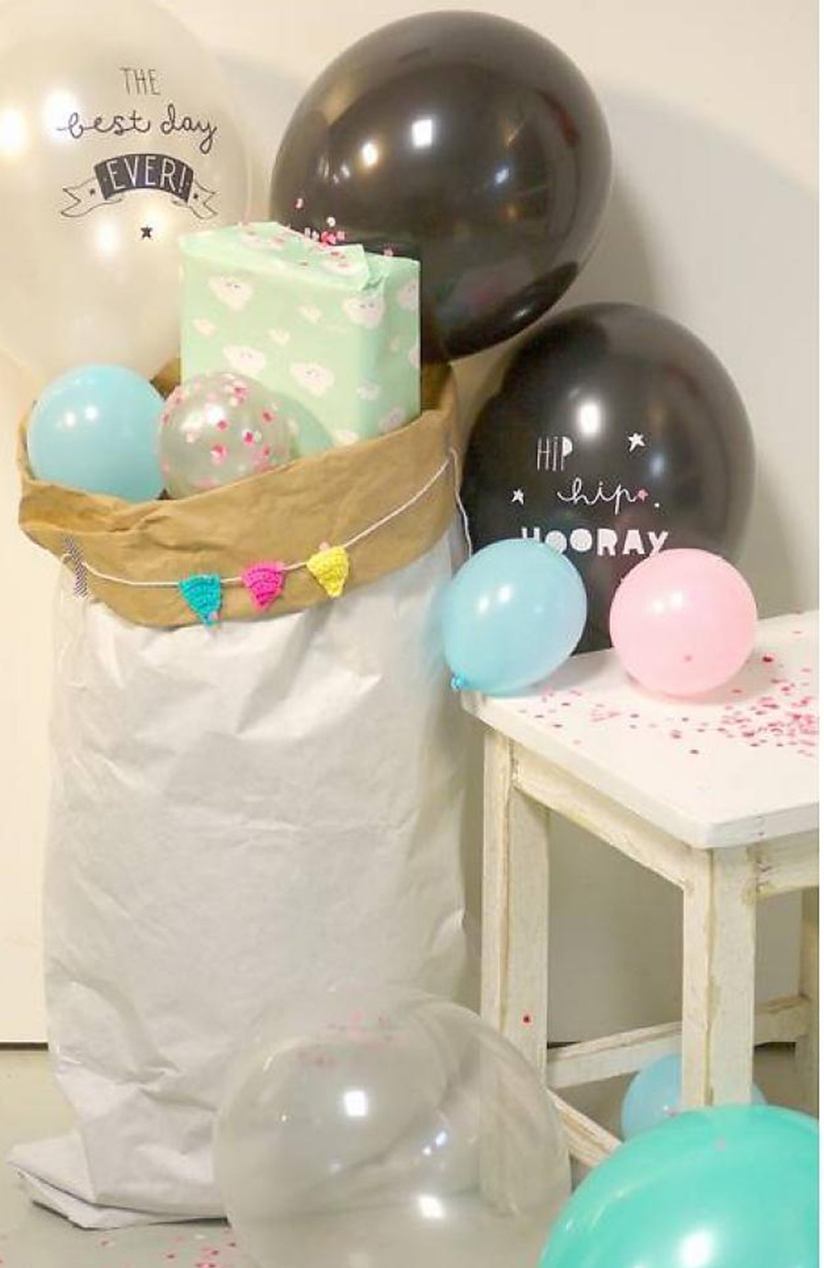 Set Of 6 Balloons The Best Day Ever - A Little Lovely Company