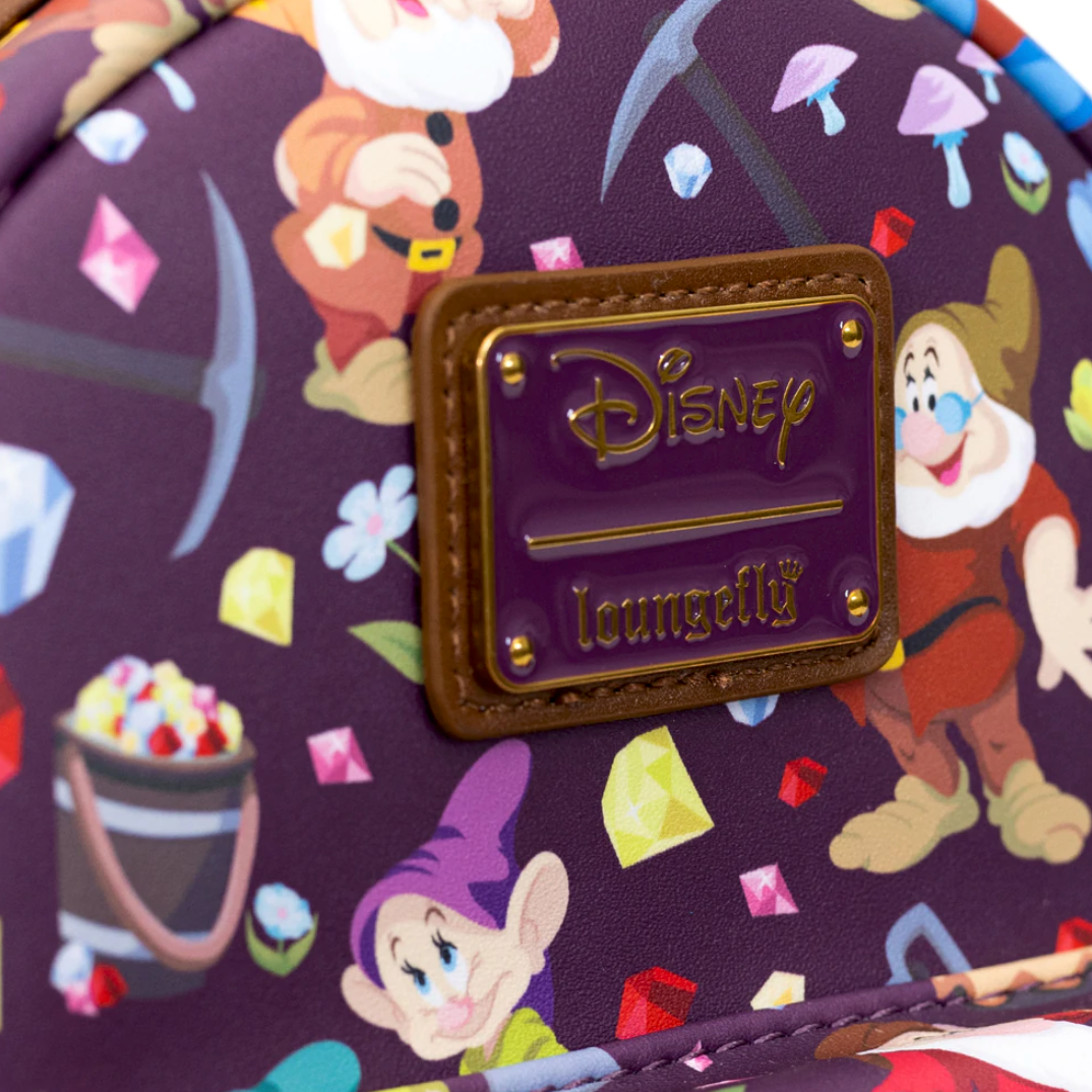 Snow white 2025 loungefly backpack